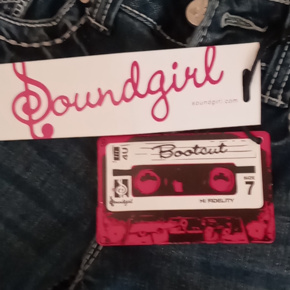 Jeans - Picture 7 of 7